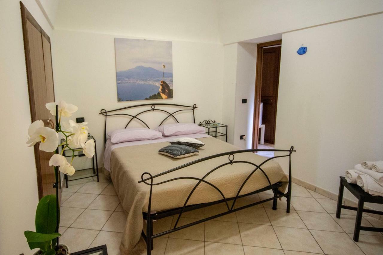 Quintessenza - Sorrento Coast Rentroom Vico Equense Exterior foto